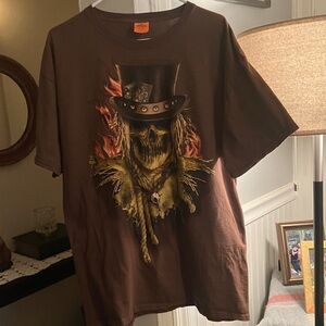 Men's Brown Short-Sleeve Graphic Skull Tee